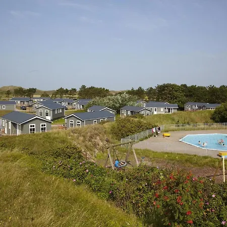 בקתה In Texel With Private Sauna *